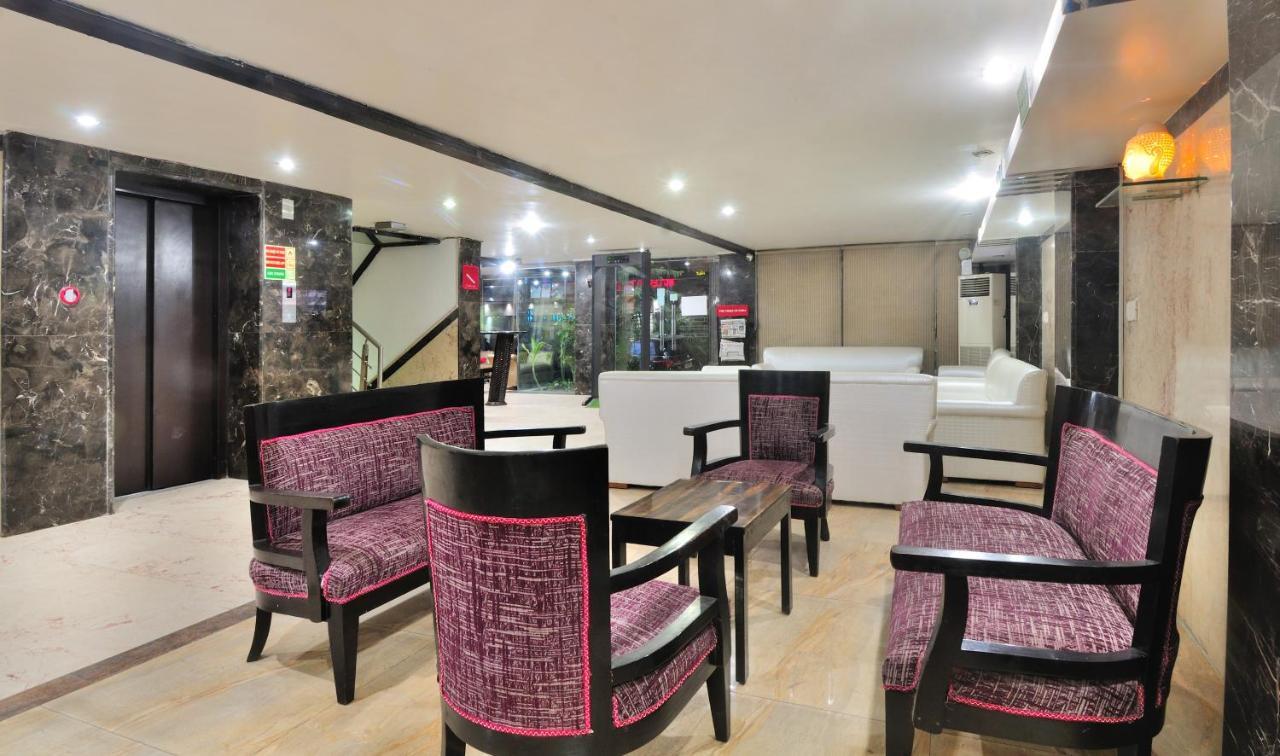 The Bonlon Inn-Near Blk Hospital Delhi  Exterior photo