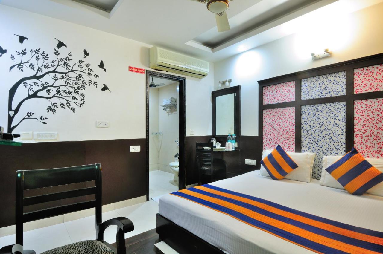 The Bonlon Inn-Near Blk Hospital Delhi  Exterior photo