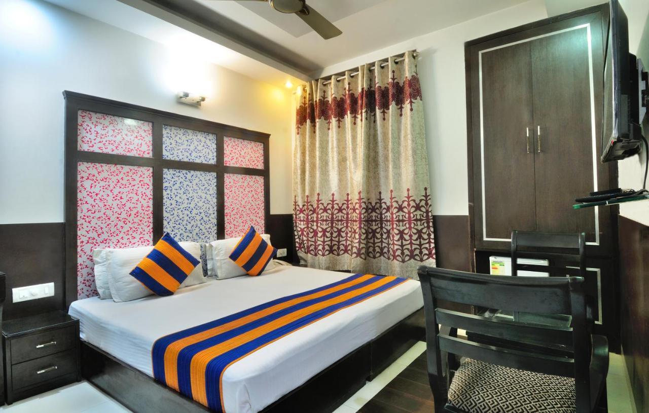 The Bonlon Inn-Near Blk Hospital Delhi  Exterior photo